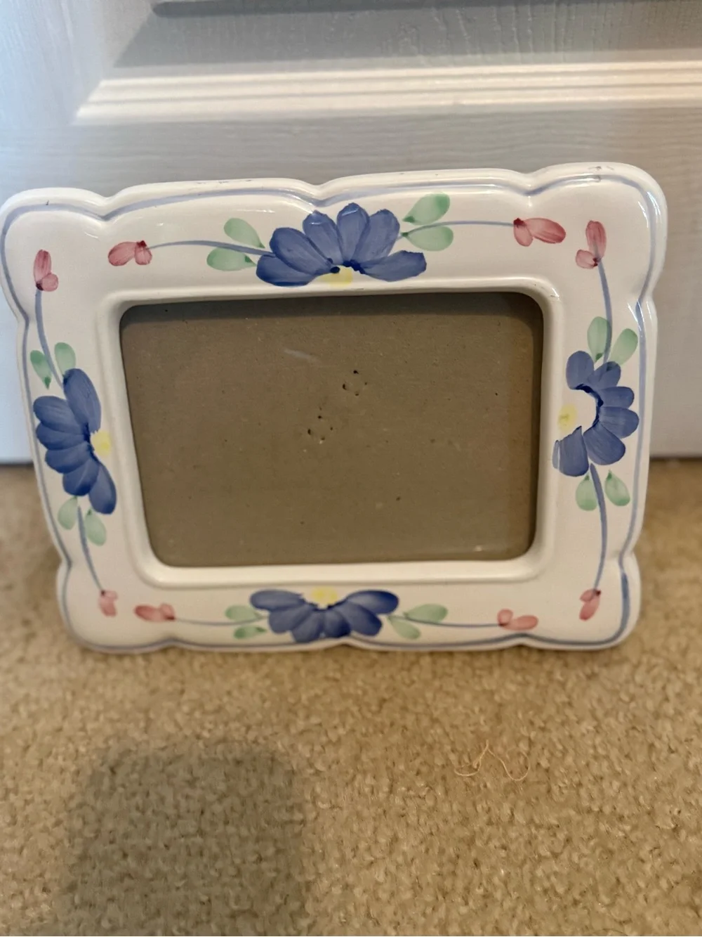 Caleca Giordino Ceramic Floral Picture Frame - White with Blue Flowers